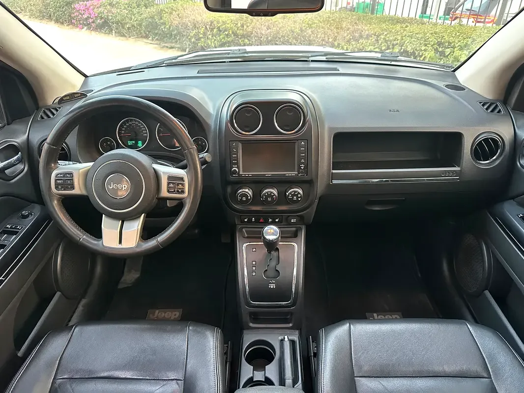 Jeep Compass 2.4 CVT (170 hp) - 11
