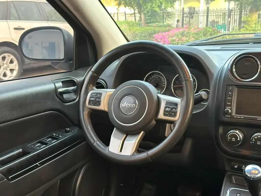 Jeep Compass 2.4 CVT (170 hp) - 12