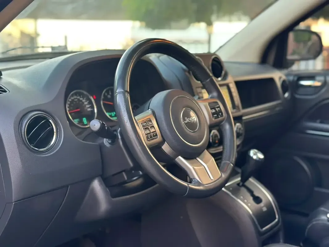 Jeep Compass 2.4 CVT (170 hp) - 15