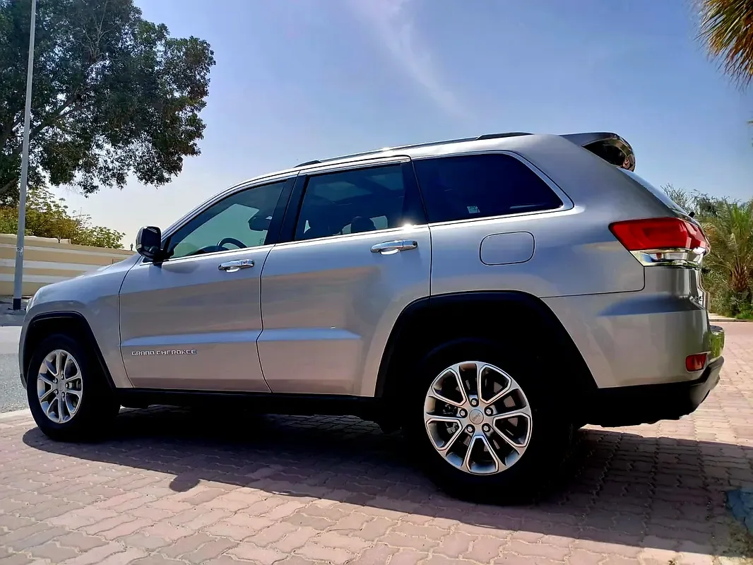 Jeep Grand Cherokee 3.0 AT AWD (238 حصان) - 9