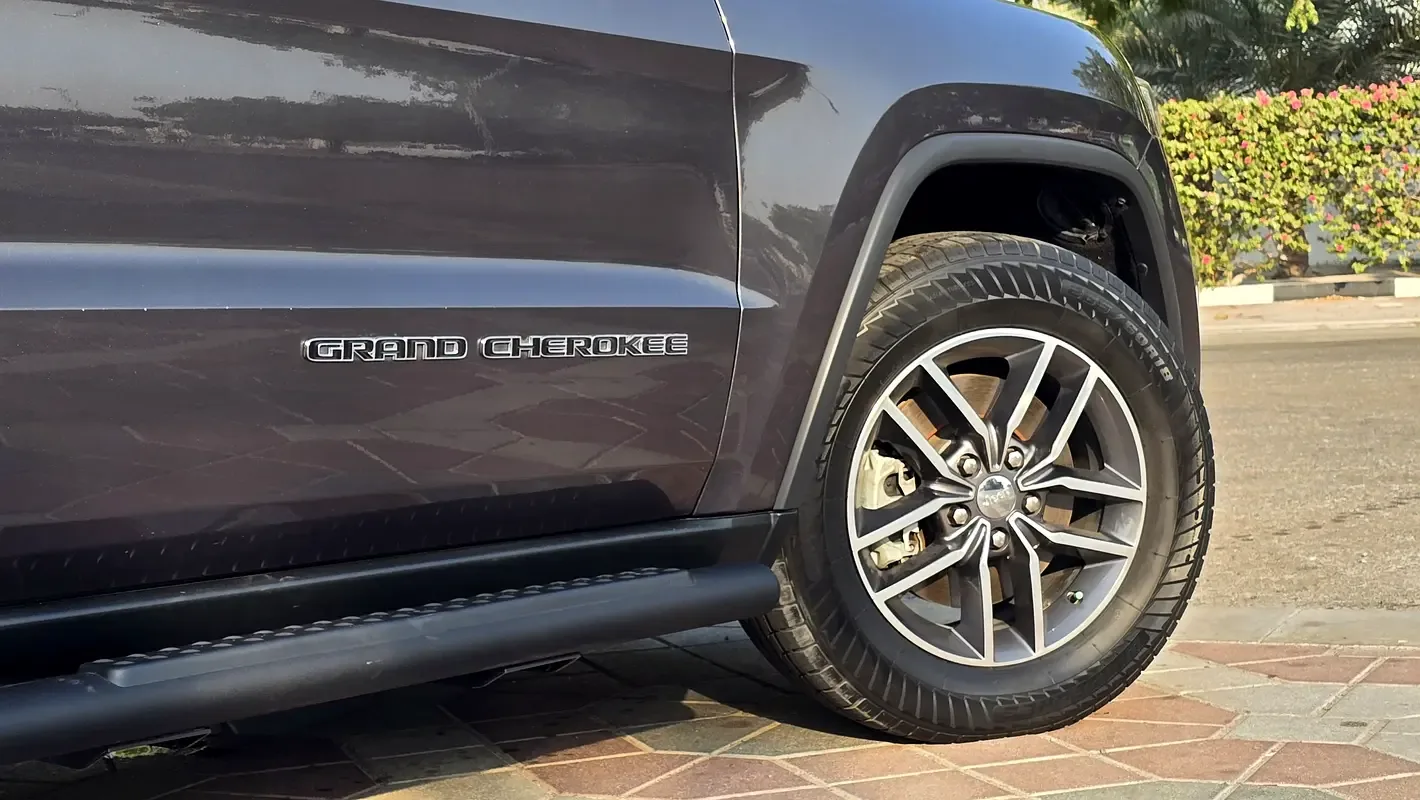 Jeep Grand Cherokee 3.0 AT AWD (238 hp) - 12