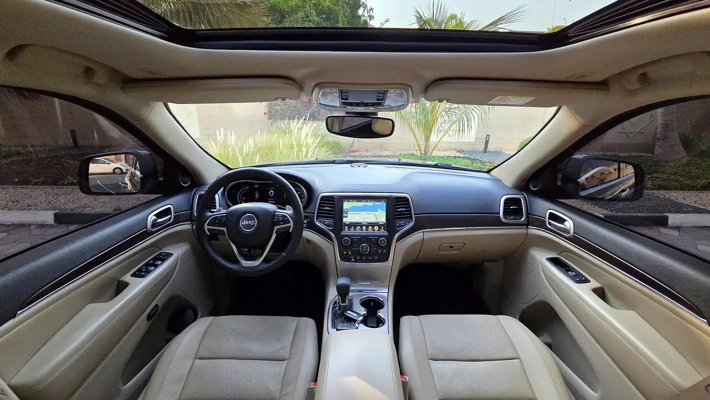Jeep Grand Cherokee 3.0 AT AWD (238 hp) - 17