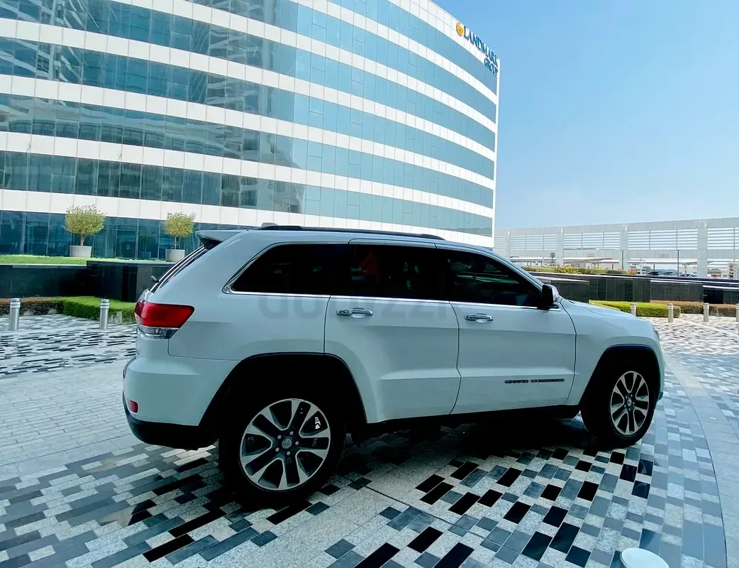 Jeep Grand Cherokee 3.0 AT AWD (238 hp)