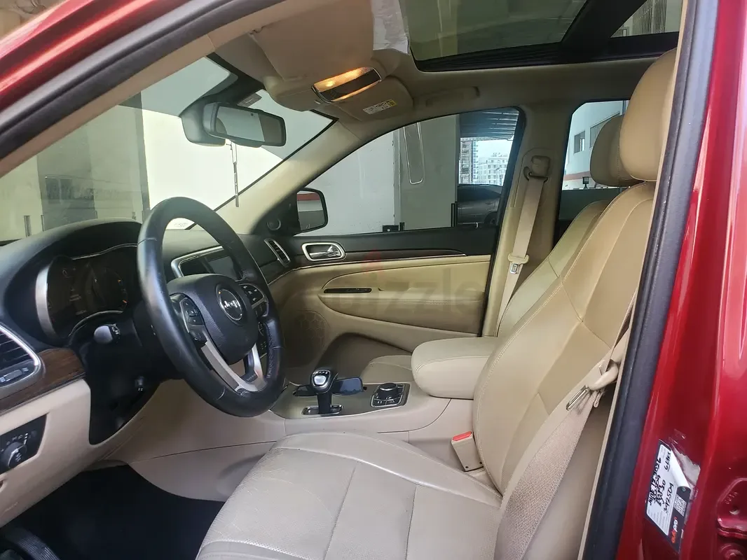 Jeep Grand Cherokee 3.0 AT AWD (238 hp) - 6