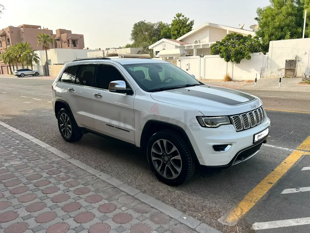 Jeep Grand Cherokee 3.0 AT AWD (238 hp) - 3