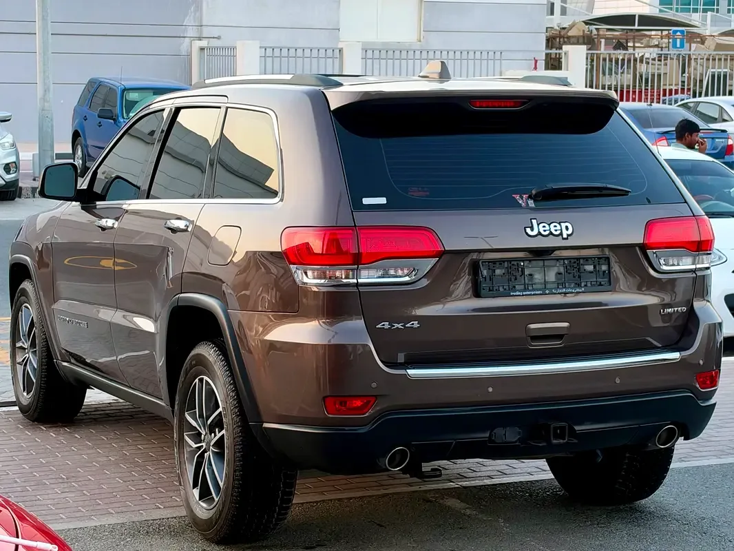 Jeep Grand Cherokee 3.0 AT AWD (238 hp) - 5