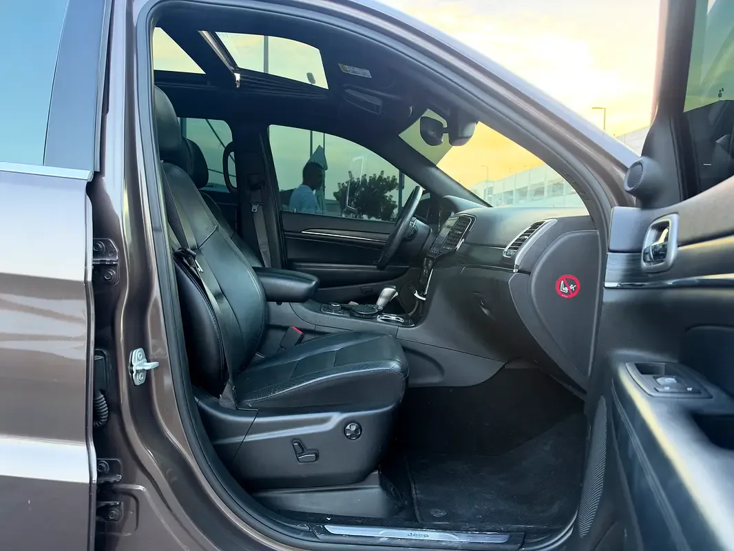 Jeep Grand Cherokee 3.0 AT AWD (238 hp) - 10