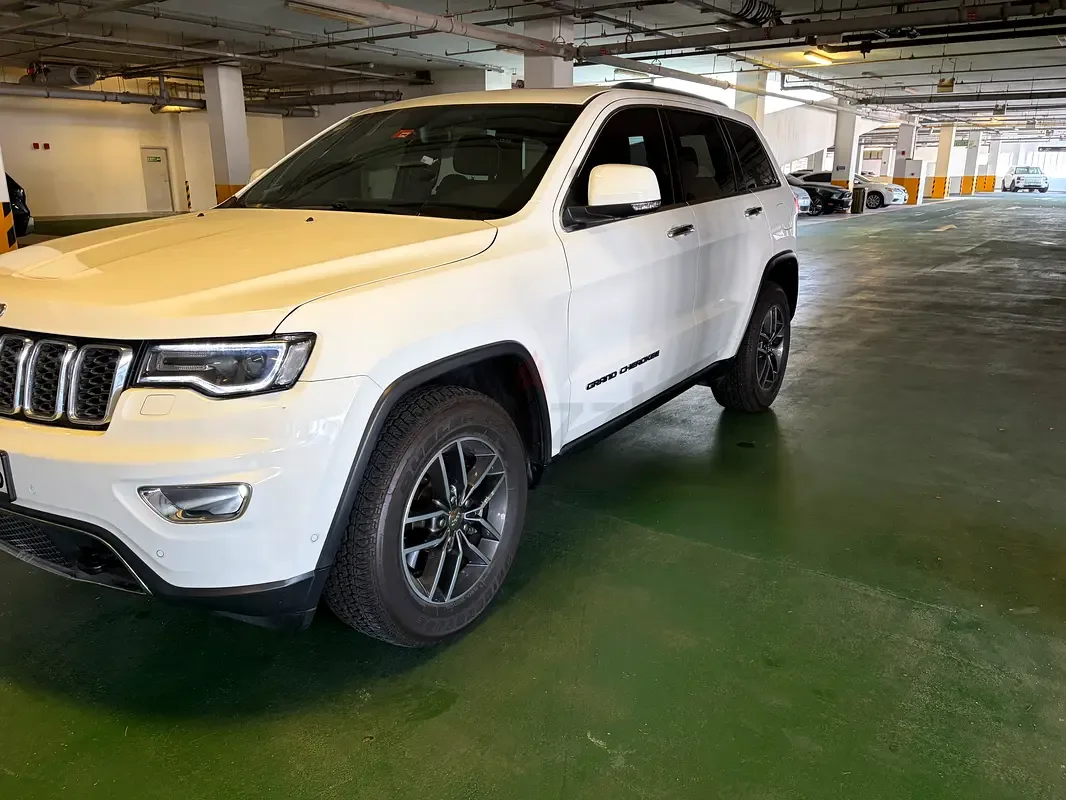 Jeep Grand Cherokee 3.0 AT AWD (238 hp) - 8