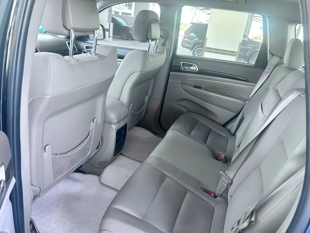 Jeep Grand Cherokee 3.6 AT (286 hp) - 9