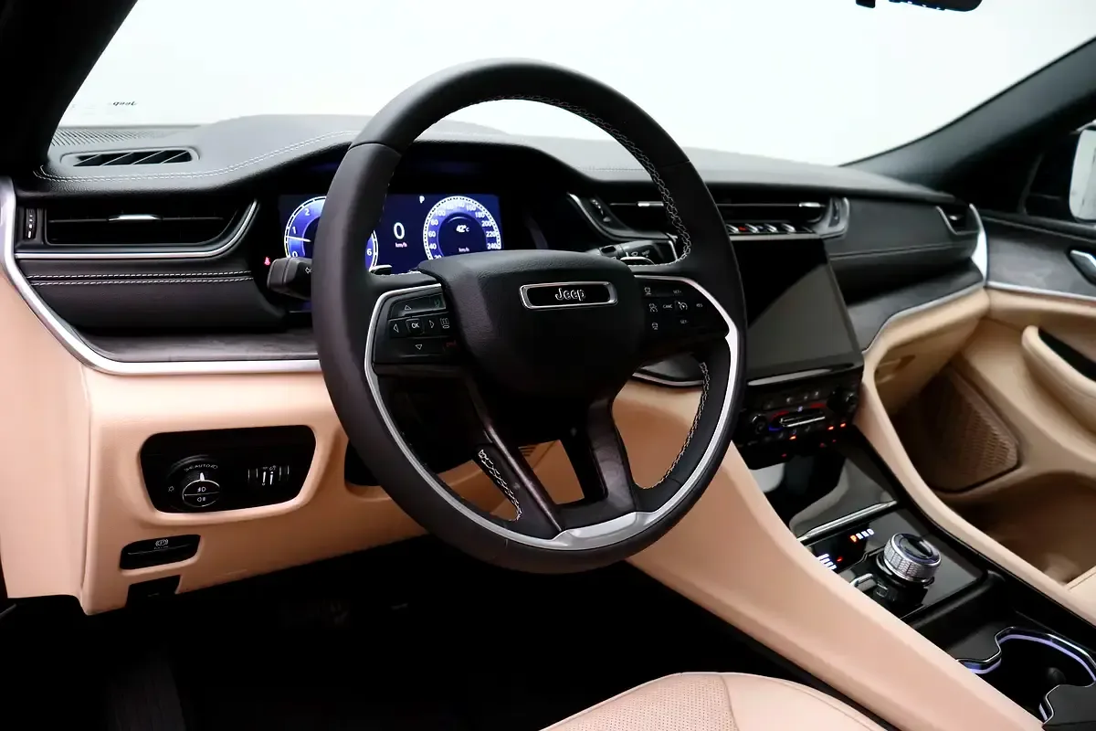 Jeep Grand Cherokee 3.6 AT (297 حصان) - 7