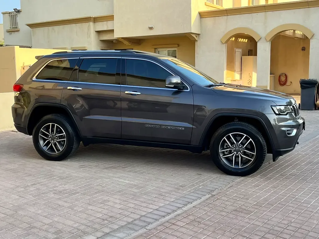Jeep Grand Cherokee 3.6 AT (297 حصان) - 5
