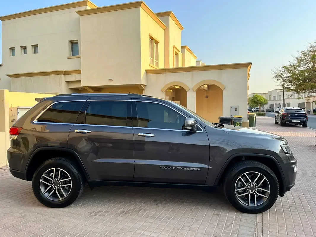Jeep Grand Cherokee 3.6 AT (297 حصان) - 9