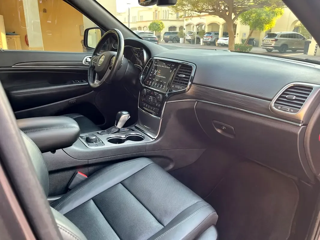 Jeep Grand Cherokee 3.6 AT (297 حصان) - 16