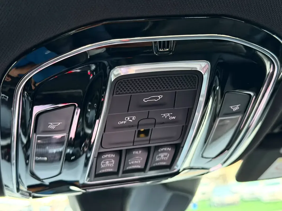 Jeep Grand Cherokee 3.6 AT (297 hp) - 20