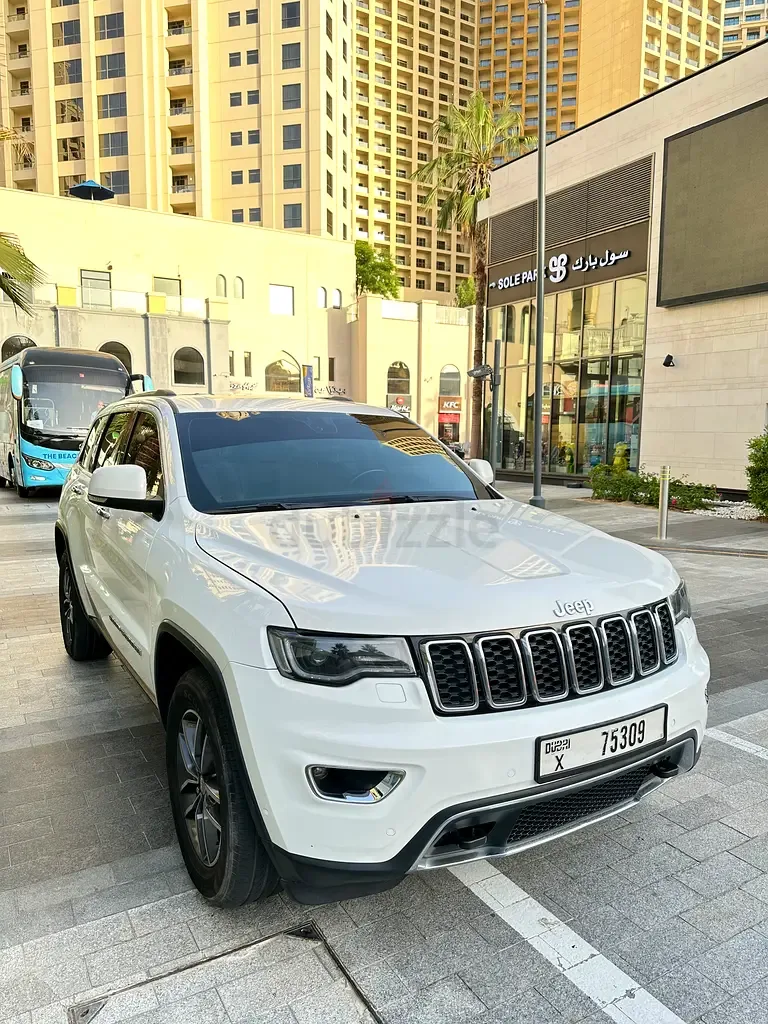 Jeep Grand Cherokee 3.6 AT AWD (286 hp)