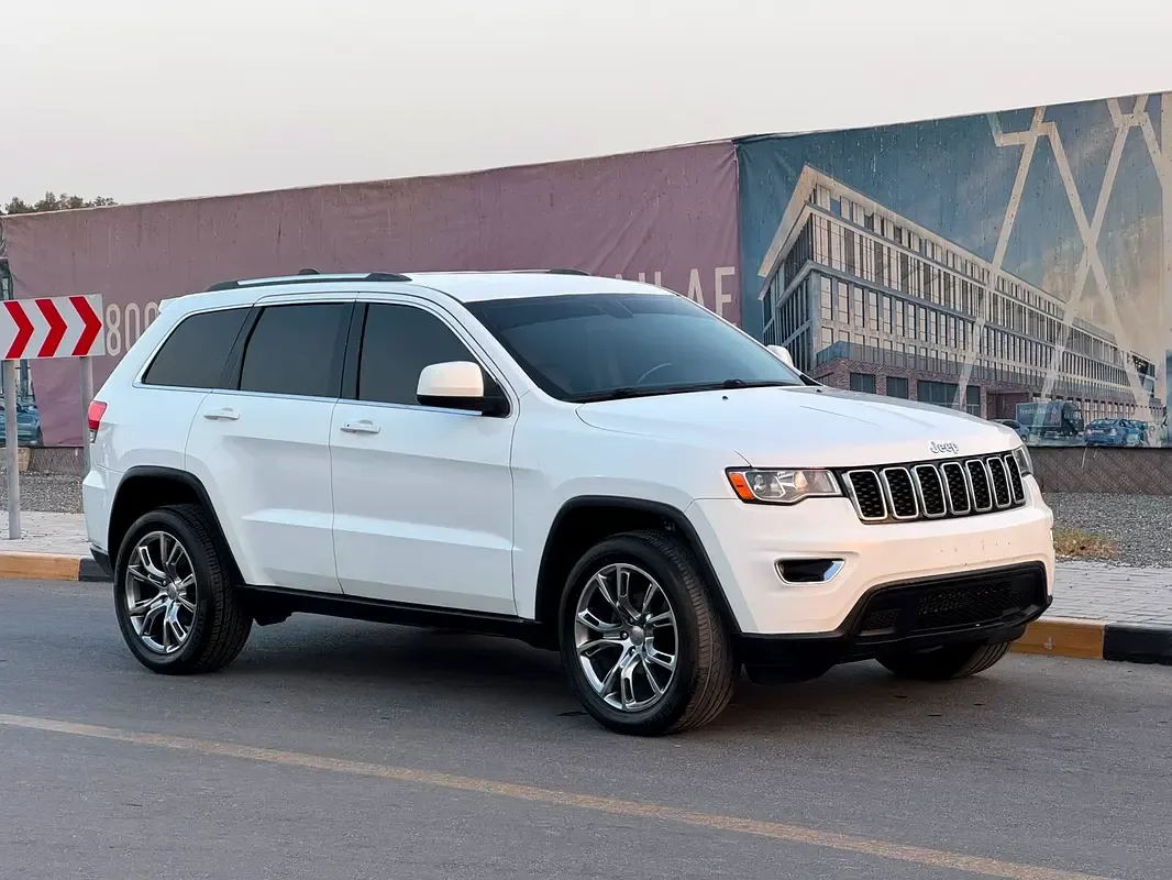 Jeep Grand Cherokee 3.6 AT AWD (286 حصان) - 4
