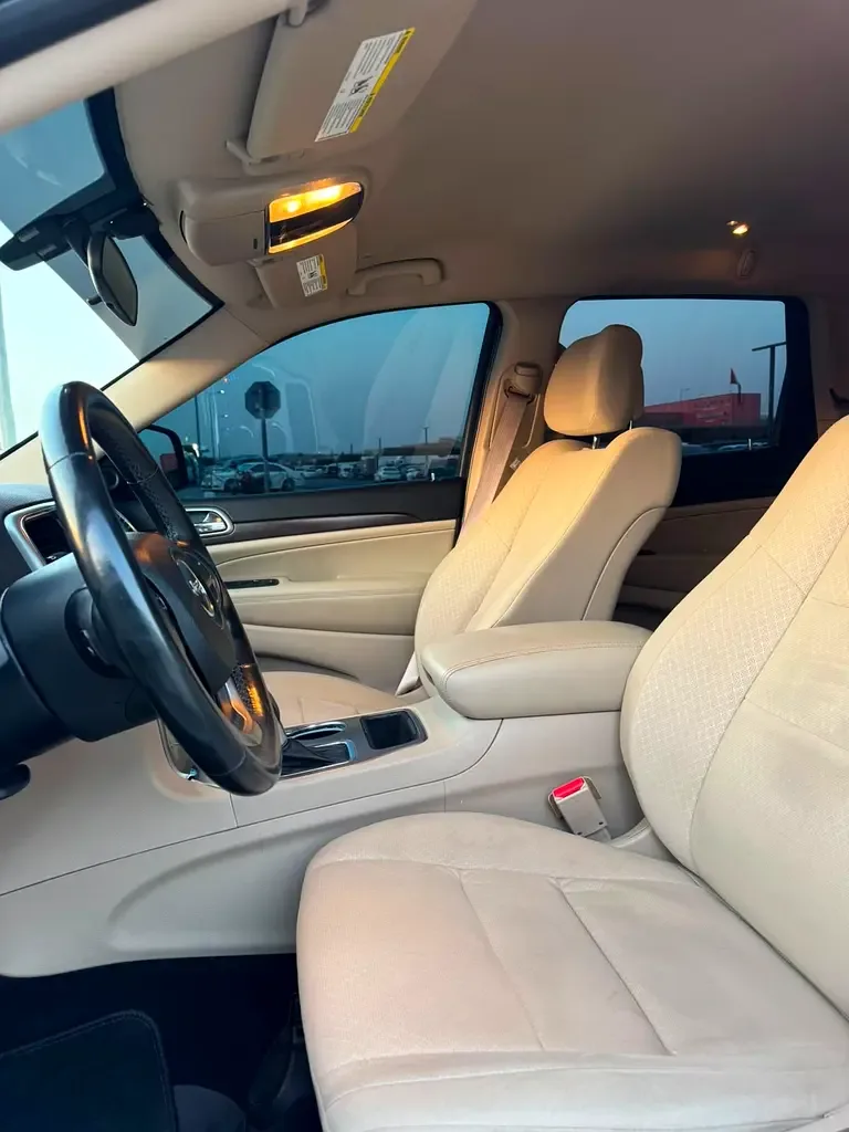 Jeep Grand Cherokee 3.6 AT AWD (286 حصان) - 9