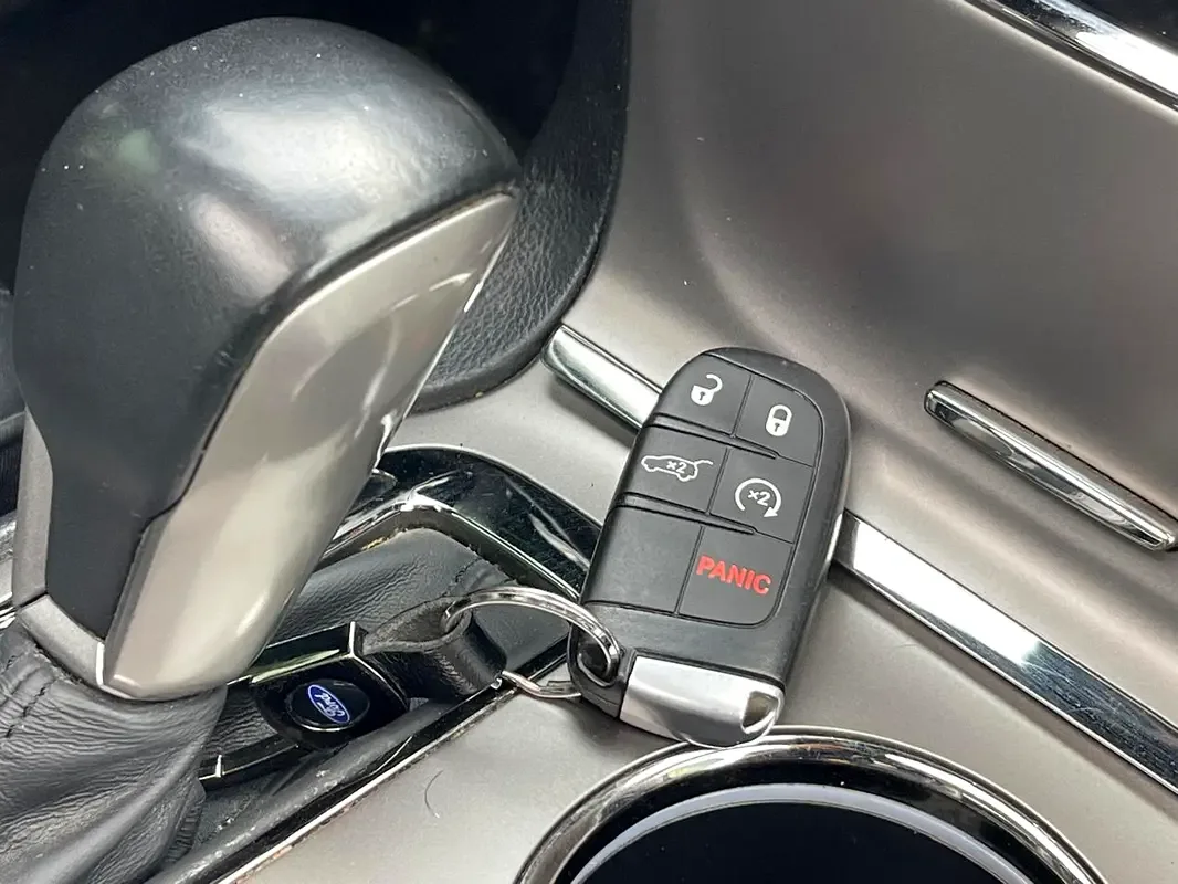 Jeep Grand Cherokee 3.6 AT AWD (286 حصان) - 13