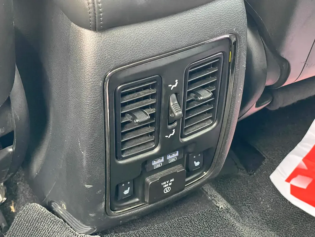 Jeep Grand Cherokee 3.6 AT AWD (286 حصان) - 15