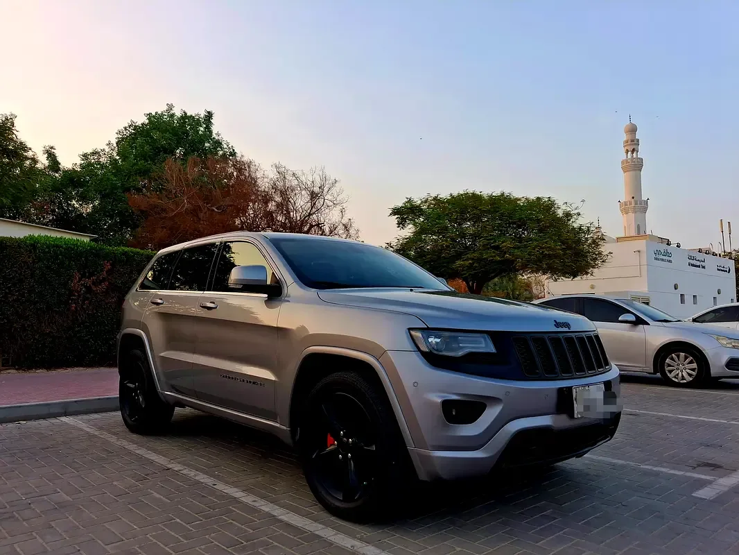 Jeep Grand Cherokee 3.6 AT AWD (286 حصان) - 4