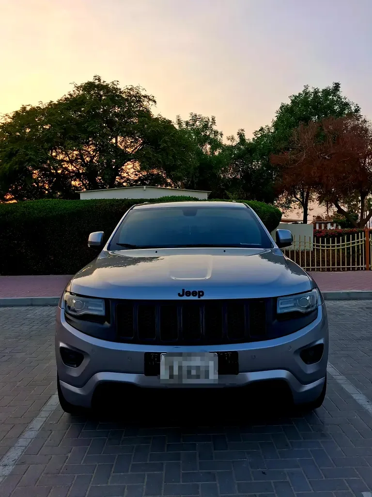 Jeep Grand Cherokee 3.6 AT AWD (286 حصان) - 2