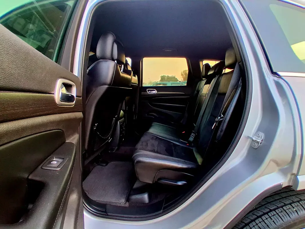 Jeep Grand Cherokee 3.6 AT AWD (286 حصان) - 12