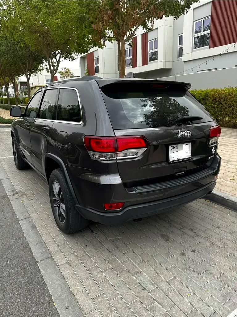 Jeep Grand Cherokee 3.6 AT AWD (286 حصان) - 3