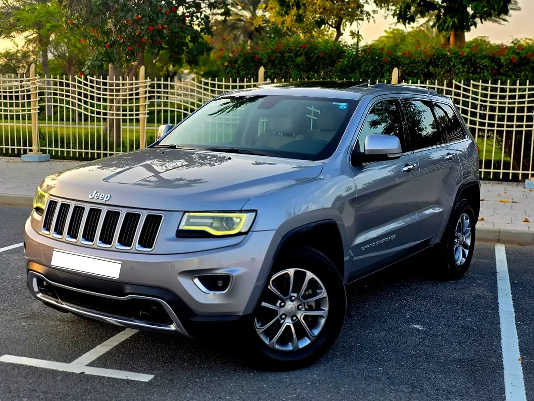 Jeep Grand Cherokee 3.6 AT AWD (286 حصان) - 2