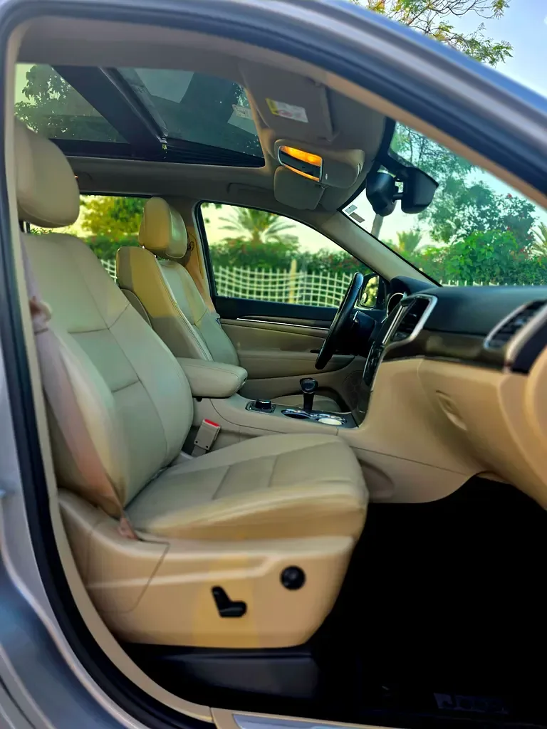 Jeep Grand Cherokee 3.6 AT AWD (286 حصان) - 10