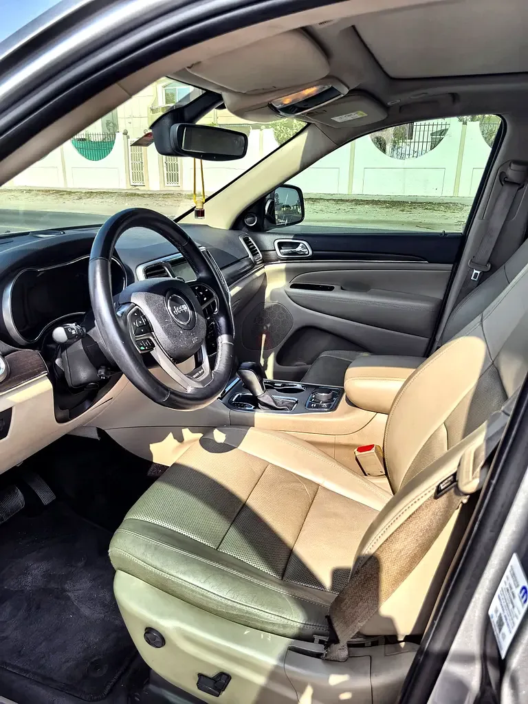 Jeep Grand Cherokee 3.6 AT AWD (286 hp) - 3