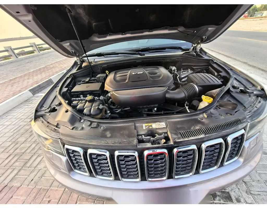 Jeep Grand Cherokee 3.6 AT AWD (286 hp) - 11