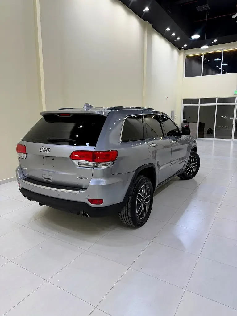 Jeep Grand Cherokee 3.6 AT AWD (286 حصان) - 4