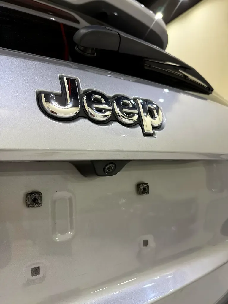 Jeep Grand Cherokee 3.6 AT AWD (286 حصان) - 17