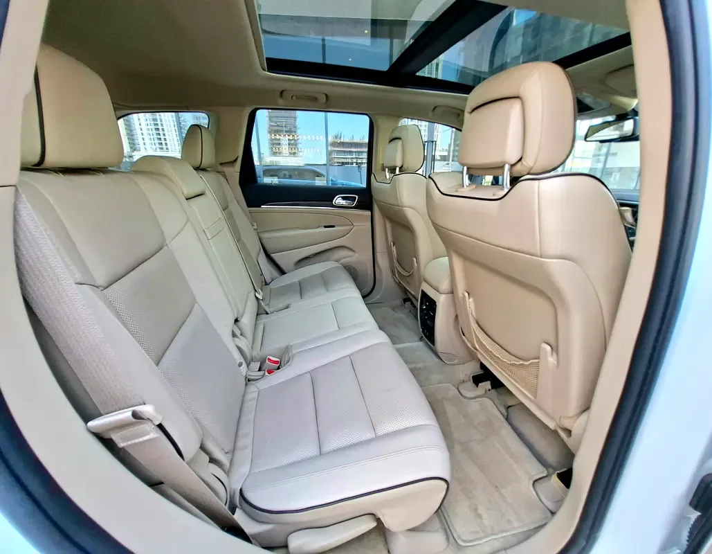 Jeep Grand Cherokee 3.6 AT AWD (286 hp) - 11