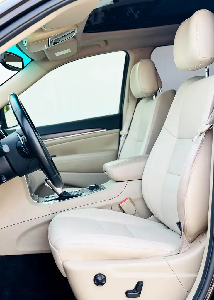 Jeep Grand Cherokee 3.6 AT AWD (286 hp) - 10