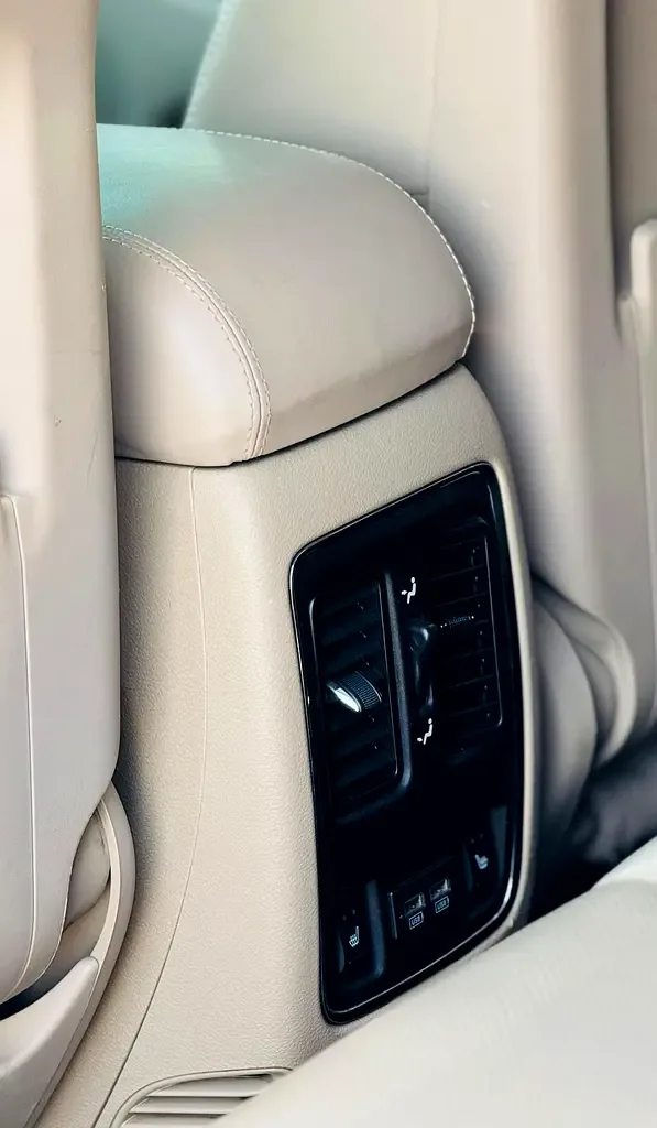 Jeep Grand Cherokee 3.6 AT AWD (286 hp) - 13