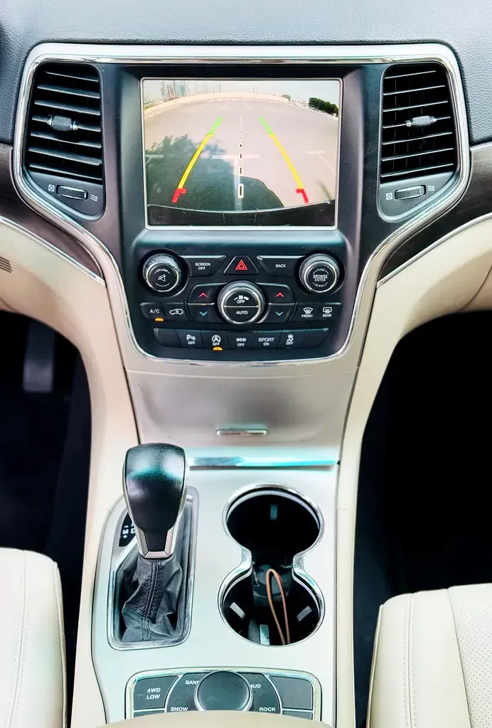 Jeep Grand Cherokee 3.6 AT AWD (286 hp) - 18