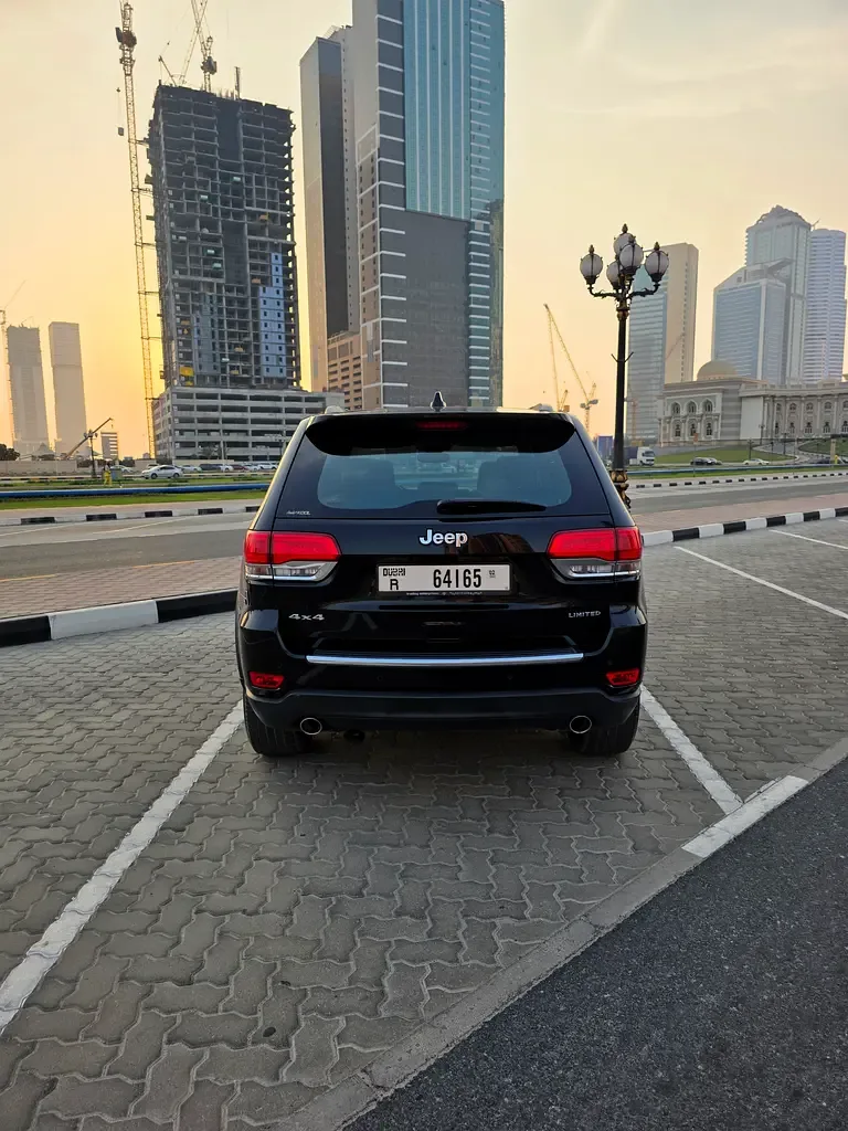 Jeep Grand Cherokee 3.6 AT AWD (286 حصان) - 6