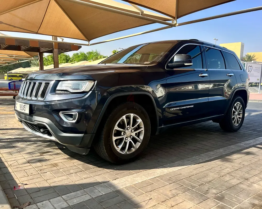 Jeep Grand Cherokee 3.6 AT AWD (286 حصان)