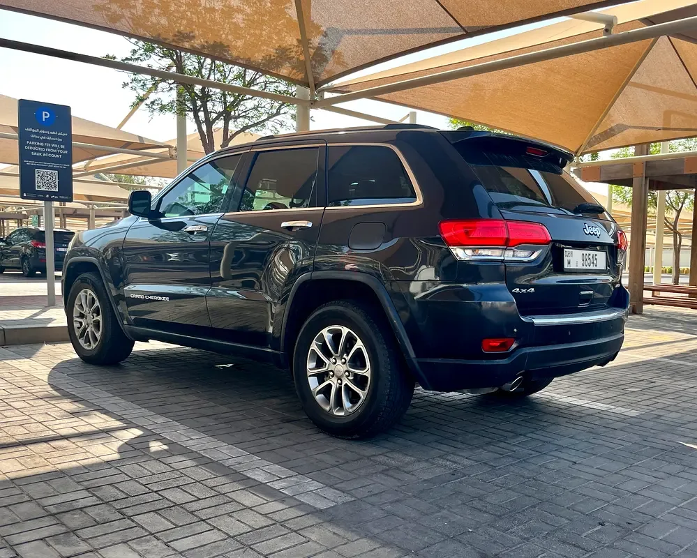 Jeep Grand Cherokee 3.6 AT AWD (286 حصان) - 3