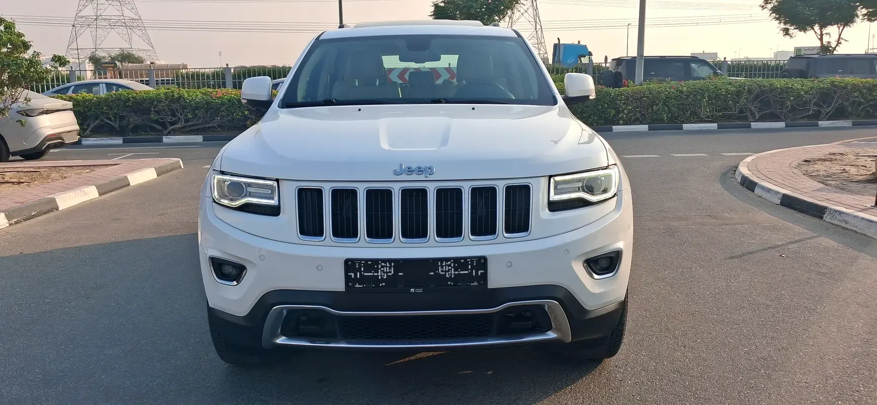 Jeep Grand Cherokee 3.6 AT AWD (286 حصان) - 4