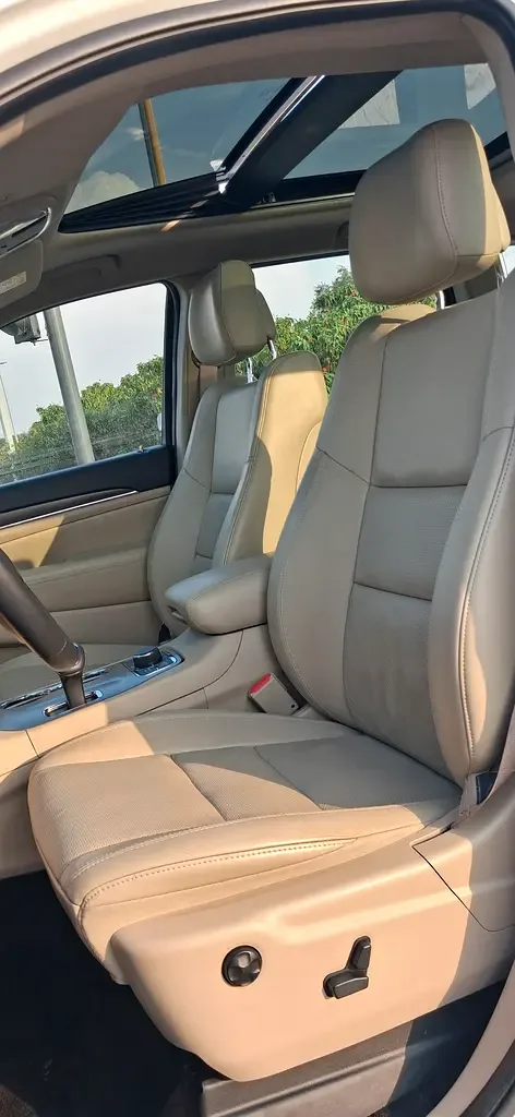 Jeep Grand Cherokee 3.6 AT AWD (286 حصان) - 8