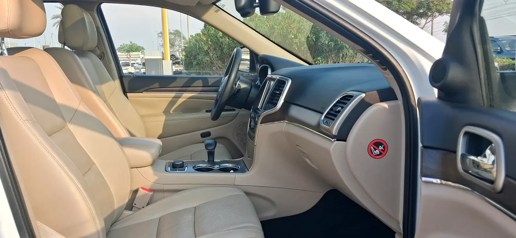 Jeep Grand Cherokee 3.6 AT AWD (286 حصان) - 13