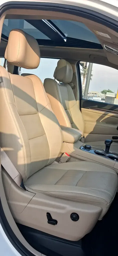 Jeep Grand Cherokee 3.6 AT AWD (286 حصان) - 14