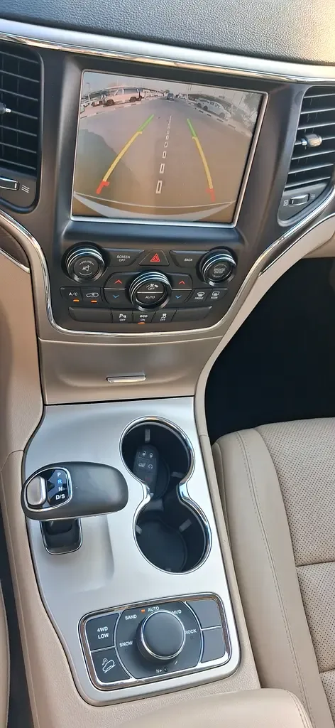 Jeep Grand Cherokee 3.6 AT AWD (286 حصان) - 19