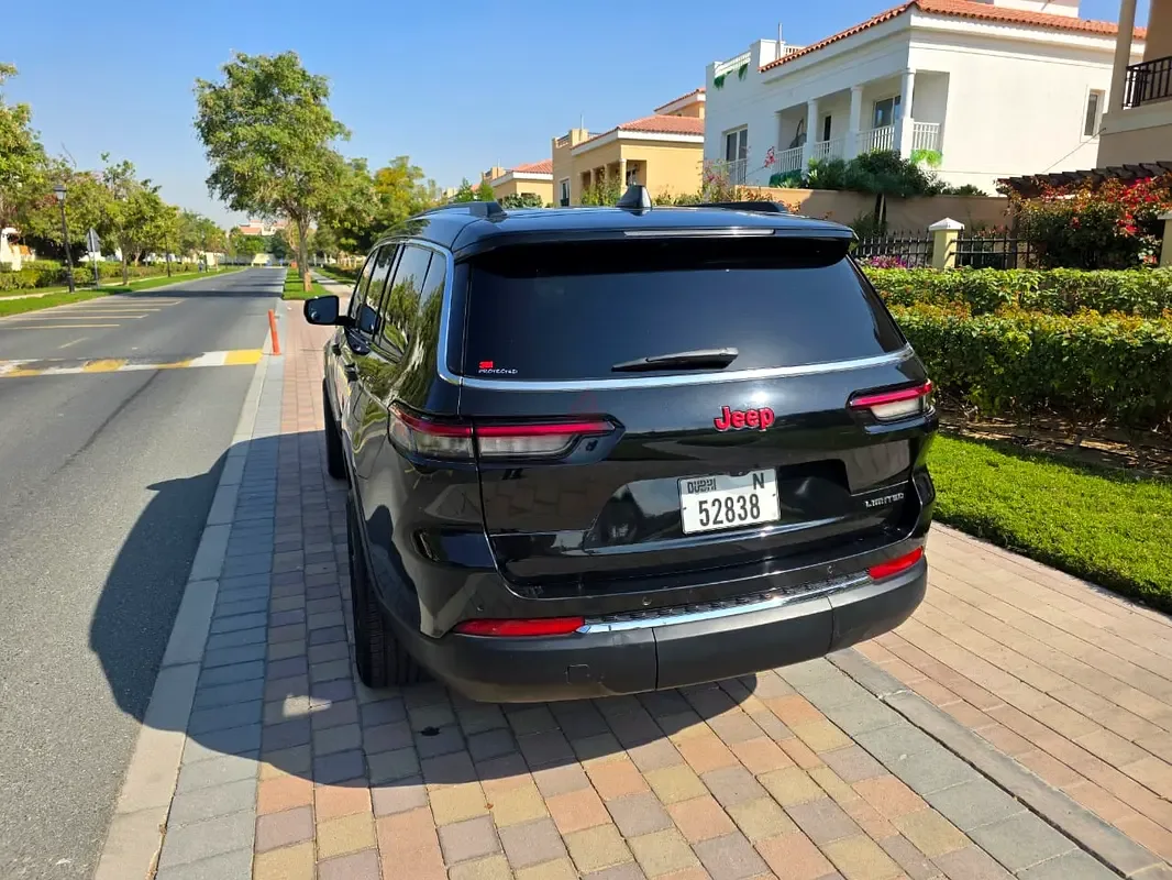 Jeep Grand Cherokee 3.6 AT AWD (297 hp) - 10