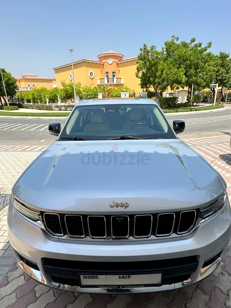 Jeep Grand Cherokee 3.6 AT RWD (297 حصان) - 3