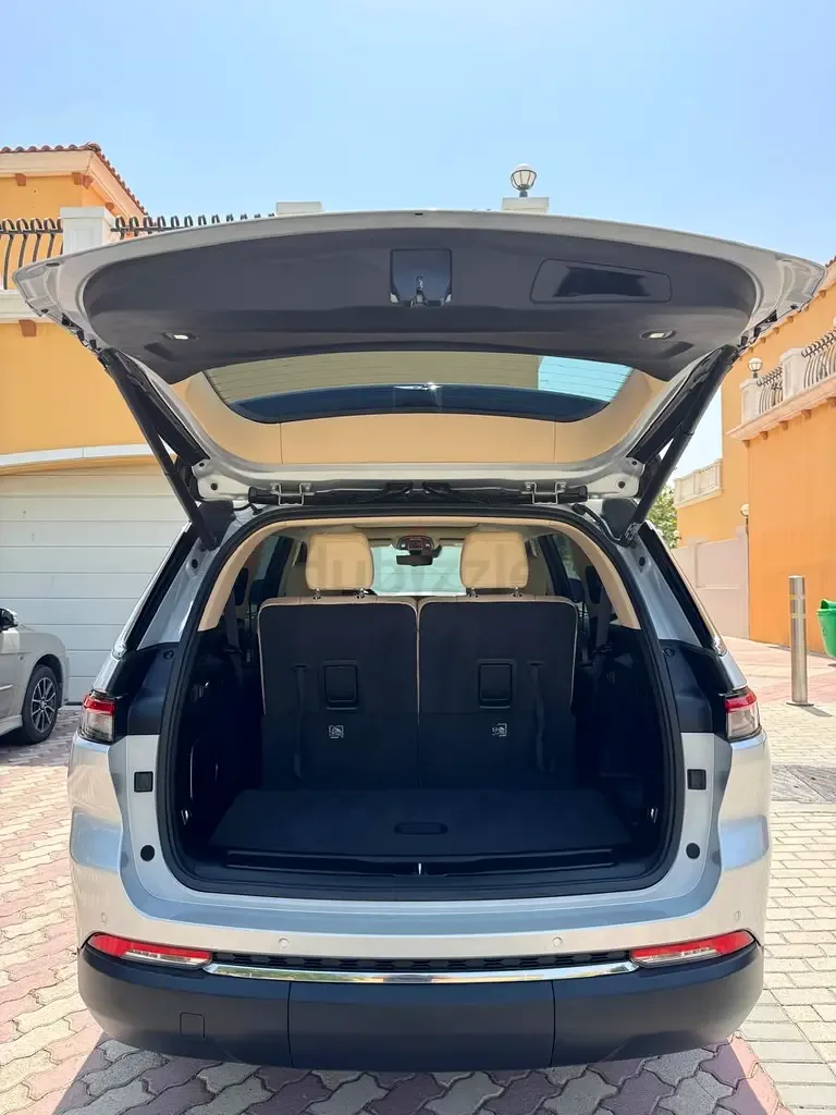 Jeep Grand Cherokee 3.6 AT RWD (297 حصان) - 10