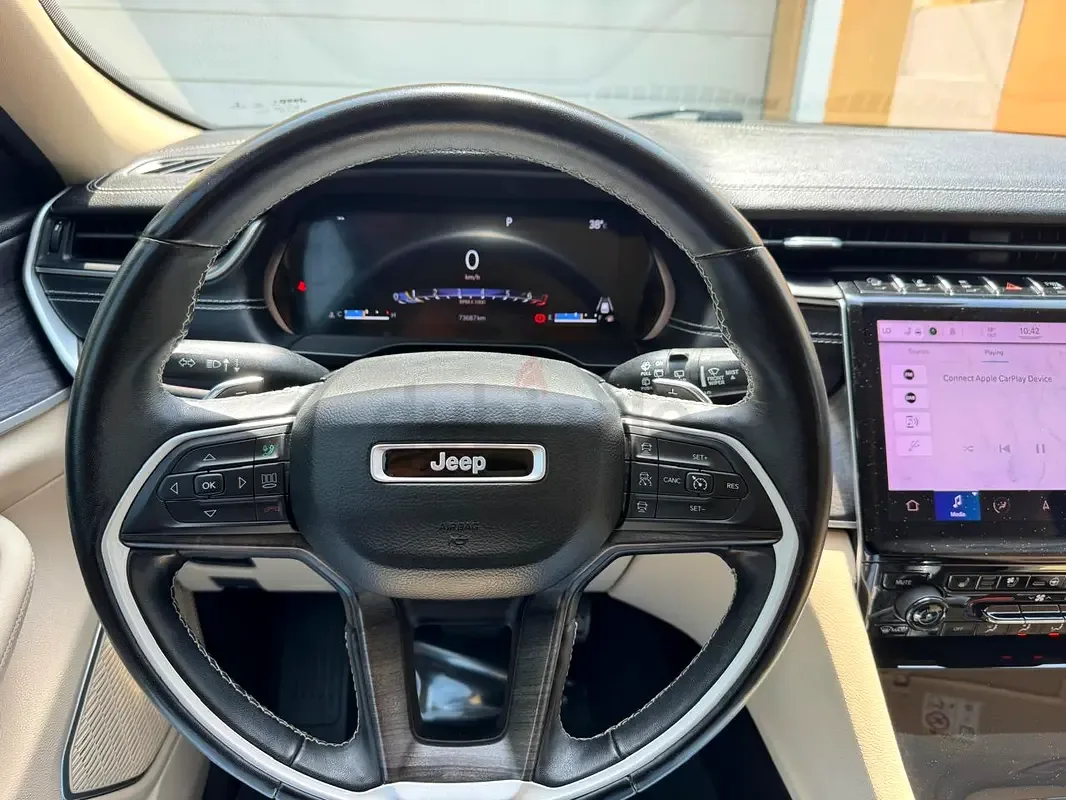 Jeep Grand Cherokee 3.6 AT RWD (297 حصان) - 19