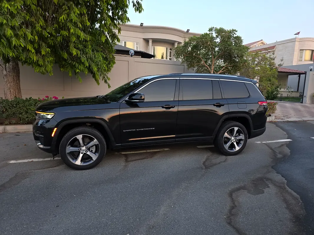 Jeep Grand Cherokee 3.6 AT RWD (297 hp)